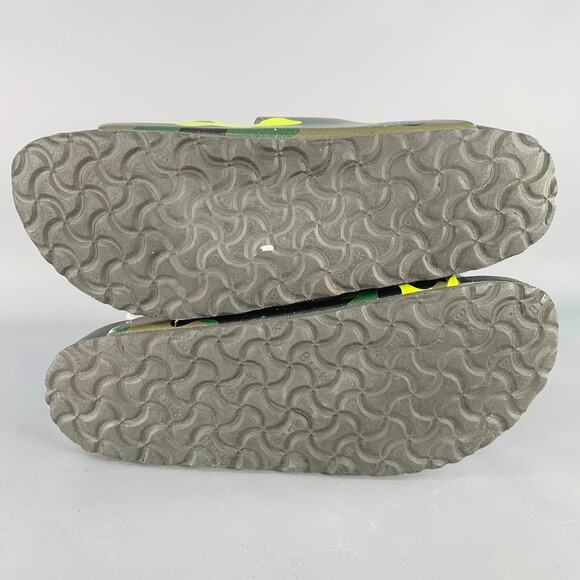 VALENTINO Size 10 Green Olive Camouflage Leather Belted Sandals main image 7